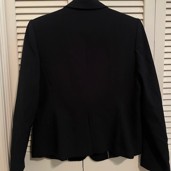 Calvin Klein women’s blazer. - Picture 2 of 4